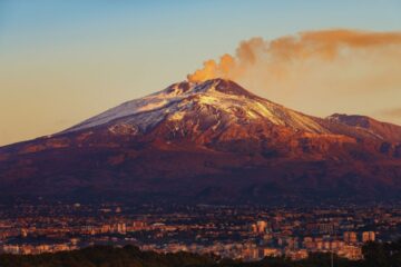 Catania, dove il Vulcano abbraccia il Mediterraneo
